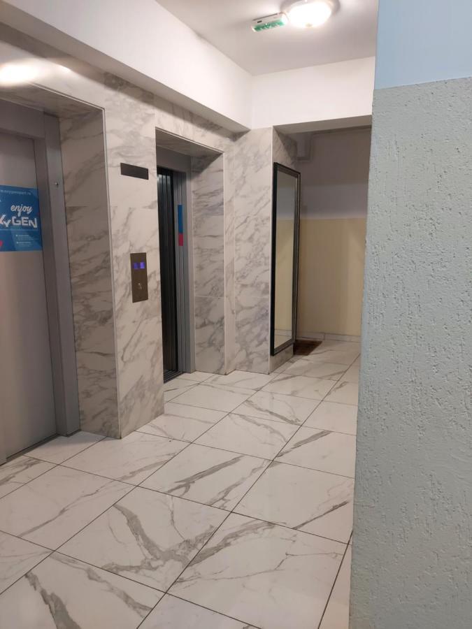 Bya Concept Lägenhet Iasi Exteriör bild